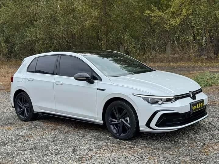 VW Golf R-Line (2022) | 1.4 л, 150 л.с.